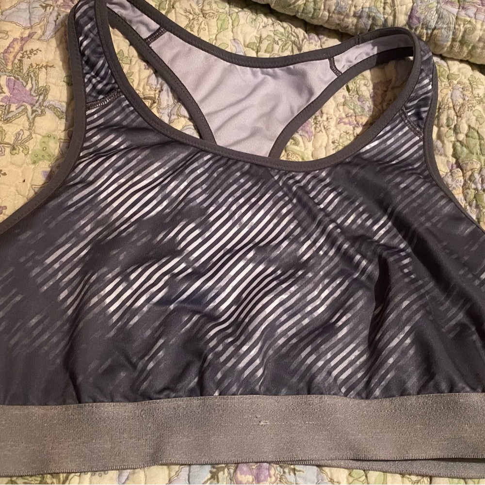 Old navy M sports bra